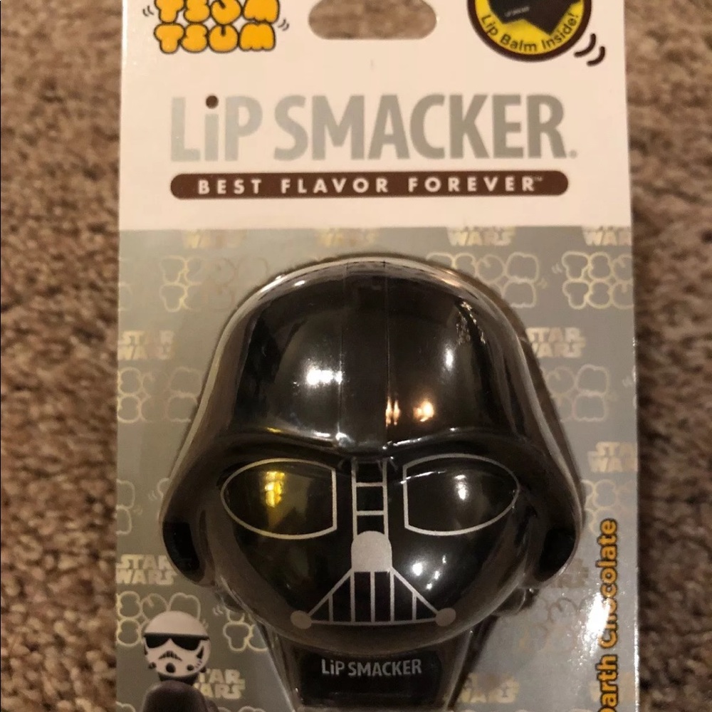 Darth Vader Star Wars Tsum Tsum Lip Smacker NEW!